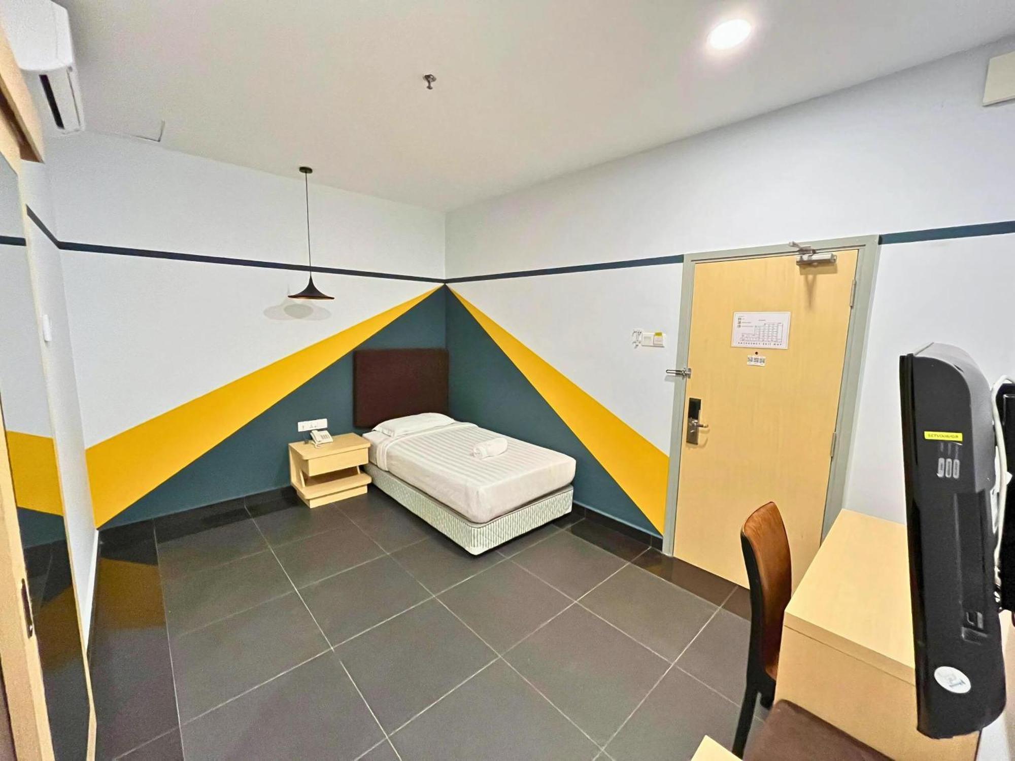 Sky Hotel Selayang Batu Caves Екстер'єр фото